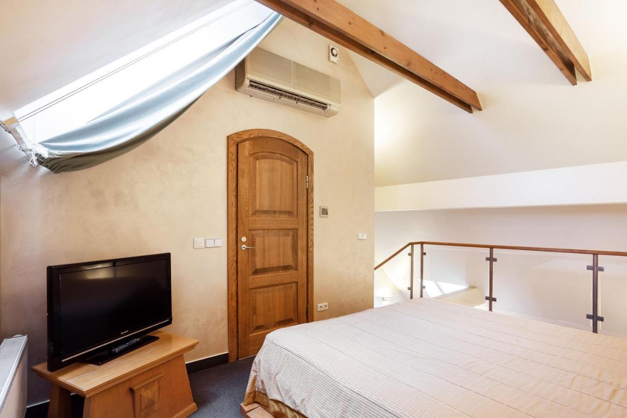 Atrium Suites Wilna Exterior foto